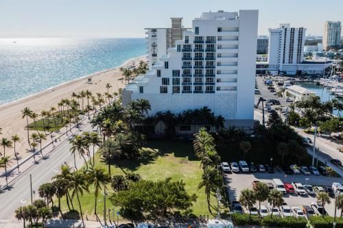 Photo of Hotel Maren Fort Lauderdale Beach, Curio Collection By Hilton