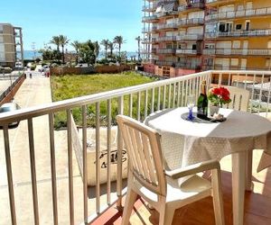 Espectacular apartamento a 50 metros de la playa PAU Casals 77 La Pineda Spain