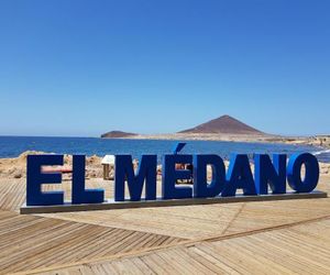The Medano Pika apartment, center and beach. El Medano Spain