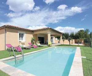 Nice home in Monteux w/ Outdoor swimming pool, Outdoor swimming pool and 3 Bedrooms Monteux France
