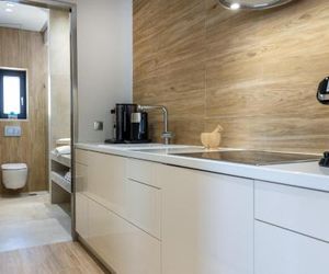 Horizon Luxury Suites Naxos Town Greece