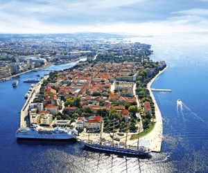 Holiday apartments in Zaton (Zadar) mit Meerblick, Loggia, Air-conditioning, W-LAN (4810-3) Nin Croatia