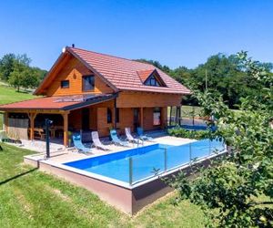 Amazing home in Grkavescak w/ Outdoor swimming pool, Jacuzzi and 3 Bedrooms Strido Croatia