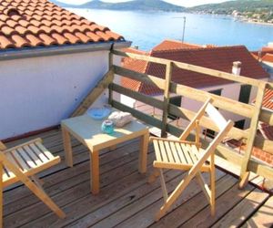 Apartment Jartic - 2 Betina Croatia