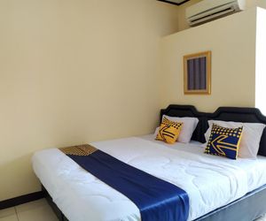 OYO 1990 Pondok Ripuji Makassar Indonesia