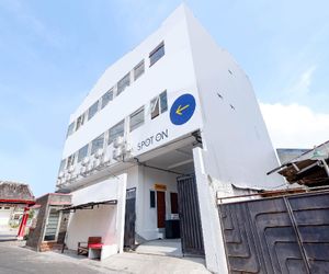 SPOT ON 2026 Arta Residence Semarang Indonesia