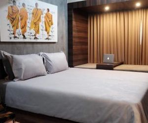 Lavenderbnb Room 2 at Uttara the Icon Apartment Kejayan Indonesia