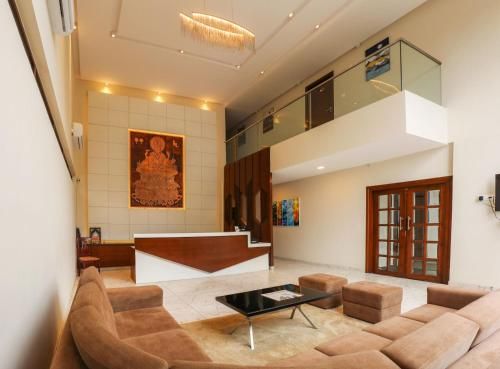 Treebo Trend YC Grand Boutique Hotel Neeladri Nagar