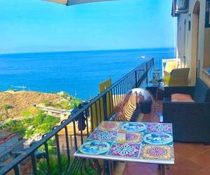 King of the Sun apartment Taormina Italy