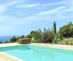 Amazing home in Nardò w/ Outdoor swimming pool and 3 Bedrooms Santa Caterina Italy