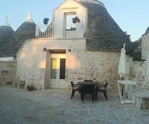 Trulli Manuela 2 Locorotondo Italy