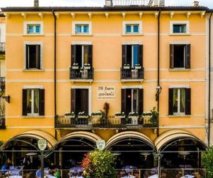 Flowers Apartments Desenzano del Garda Italy