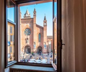 casa Torre Sineo, medieval tower Alba Italy
