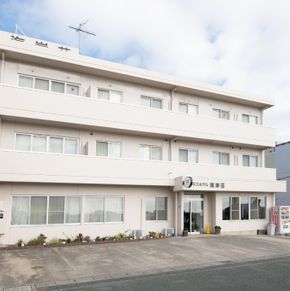 NearBy Hotel