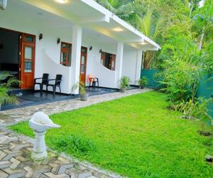 Dewmina Guest House Weligama Sri Lanka