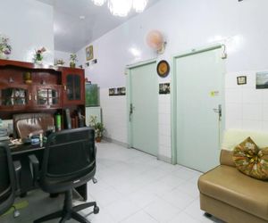 Emys Guesthouse Malang Indonesia