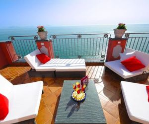 Palazzo Rocco Penthouse White Moon in Love Praiano Italy