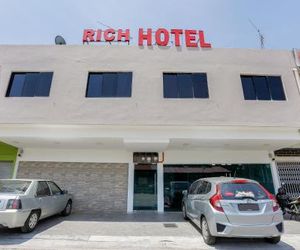 OYO 89495 Rich Hotel Parit Raja Malaysia