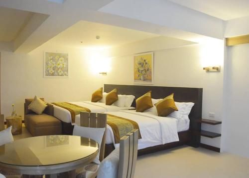 Commander Suites de Boracay