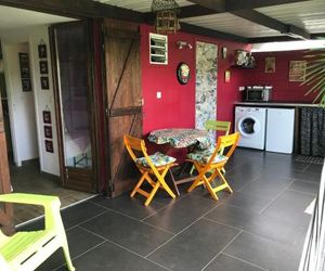 un bungalow au paradis avec piscine Saint Pierre Reunion