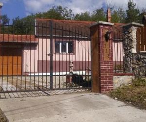 Casa de vacanta Dragoi din Socolari Nr. 218, judetul Caras - Severin Sasca Montana Romania