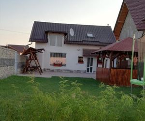 Pensiunea Ada Risnov Romania
