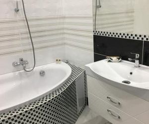 2-х комнатные апартаменты в доме повышенной комфортности в 5 минутах от ЖД вокзала, Центр Novosibirsk Russia