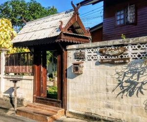 Banthai Guesthouse Petchaburi City Thailand