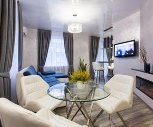 New luxury Apartment in the Center on Konstitution Square Kharkiv Ukraine