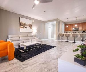 CONVENTION CENTER - Orlando Luxury Condominium- Fully Equipped - 3bed & 2 bath- Bay Hill United States