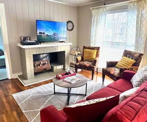 ✰KING BED✰ Hattiesburgs Hidden Cottage Near Downtown & Midtown Hattiesburg United States