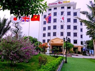 Фото отеля Thông Đỏ Hotel