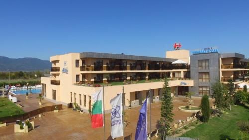 Hotel Photo 1