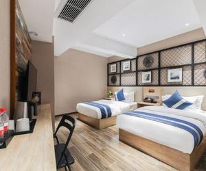 Zou Qu Ye Travel Hotel Chongqing China