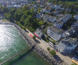 Fährblick - Pension und Restaurant direkt am Wasser Sassnitz Germany