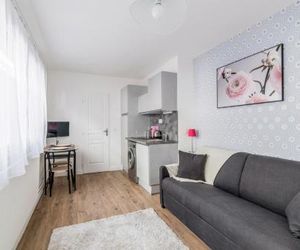 Sunny and cosy studio close to Part-Dieu district in Lyon - Welkeys Lyon France