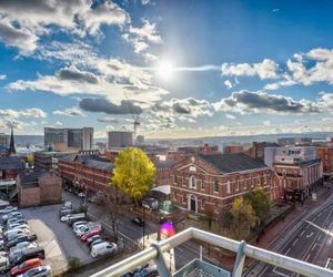 Igloo ViewPoint City Centre Retreat Sheffield United Kingdom