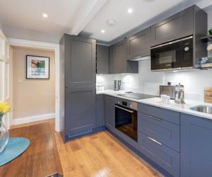 Stunning & Central Milsom Street Apartment Bath United Kingdom