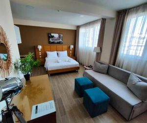 La Place Suites - La Place De La Gare Thessaloniki Greece