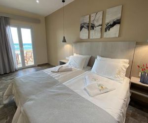 MIKES STUDIOS Sidari Greece