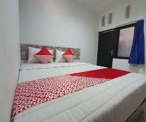 OYO 2187 Hm Guest House Pontianak Indonesia