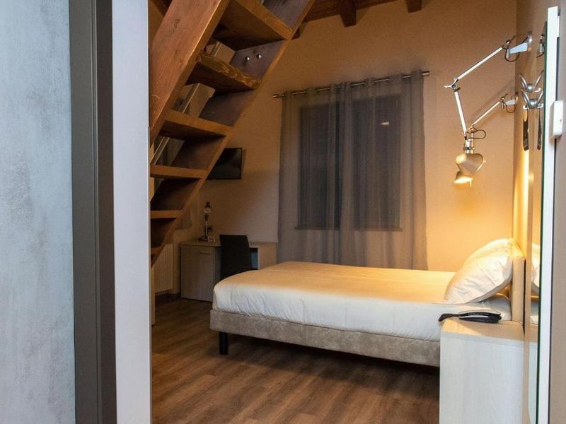 Hotel Photo 10