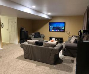 Big guest suite: 1 bed, 1 bath & spacious living Aurora United States