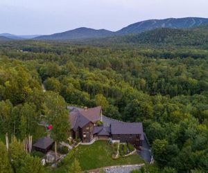 THE MANSION on 5 Acres Overlooking Sunday River Rumford United States