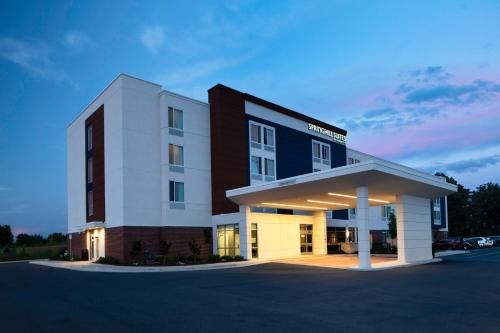 Photo of SpringHill Suites Winchester