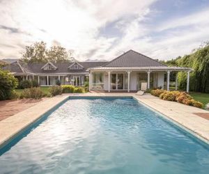 Casa Quinta. Pileta Climatizada y Quincho!! El Bolson Argentina