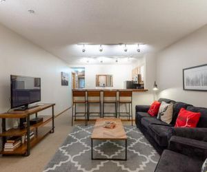 A Jewel in Whistler Village w/Private Hot Tub Whistler Canada