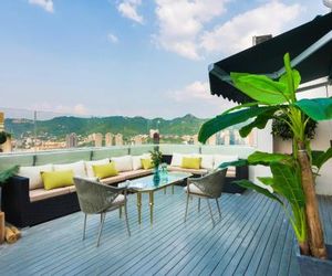Chongqing H Sky High Riverview Hotel (Jiefangbei Shibati) Chongqing China