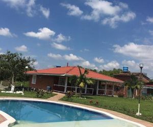 Alojamiento Campestre San Carlos Armenia Colombia