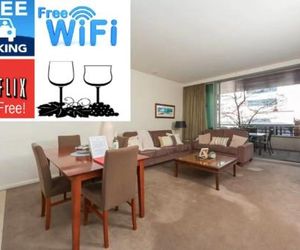 TRANQUIL EXEC CITY FREE WIFI NETFLIX WINE PARKING Perth Australia